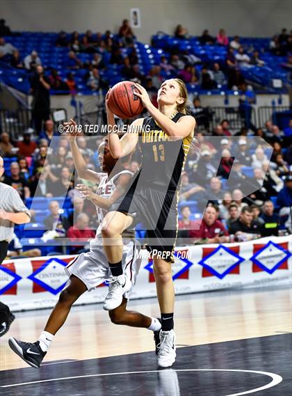 Thumbnail 1 in Earle vs. Quitman (AAA 2A Final) photogallery.