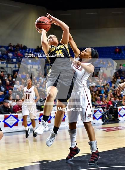 Thumbnail 2 in Earle vs. Quitman (AAA 2A Final) photogallery.