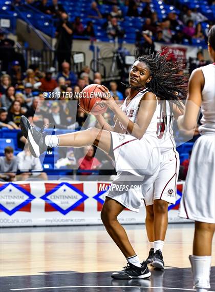 Thumbnail 1 in Earle vs. Quitman (AAA 2A Final) photogallery.