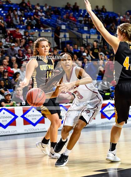 Thumbnail 1 in Earle vs. Quitman (AAA 2A Final) photogallery.