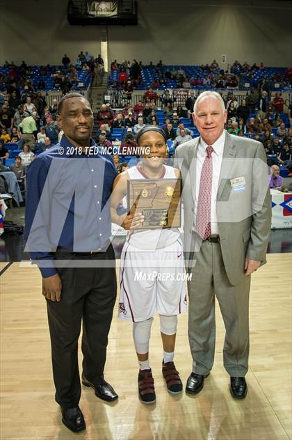 Thumbnail 2 in Earle vs. Quitman (AAA 2A Final) photogallery.