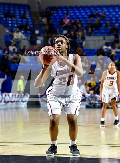 Thumbnail 1 in Earle vs. Quitman (AAA 2A Final) photogallery.