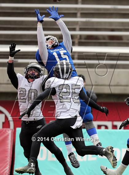 Thumbnail 3 in Bingham vs Riverton (UHSAA 5A Semifinal) photogallery.