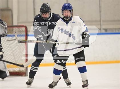 Thumbnail 2 in Staples @ Southington/Coginchaug/Westbrook photogallery.