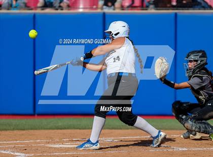 Thumbnail 3 in Nipomo vs. Avenal- CIF CS- D6 Championship photogallery.