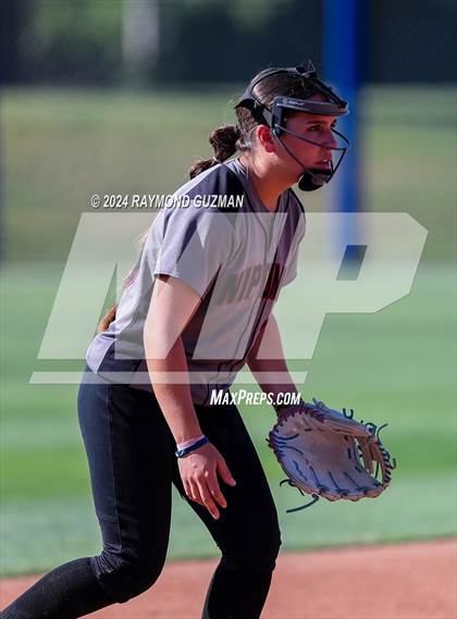 Thumbnail 2 in Nipomo vs. Avenal- CIF CS- D6 Championship photogallery.
