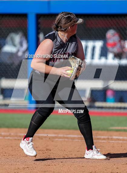 Thumbnail 1 in Nipomo vs. Avenal- CIF CS- D6 Championship photogallery.