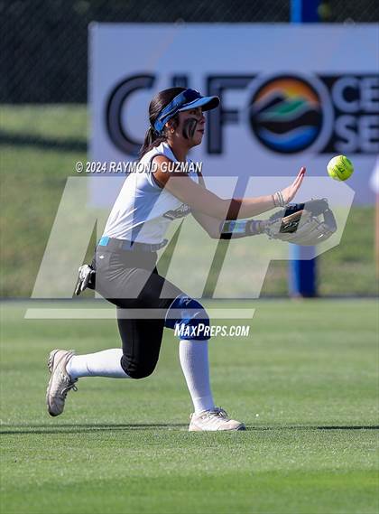 Thumbnail 3 in Nipomo vs. Avenal- CIF CS- D6 Championship photogallery.