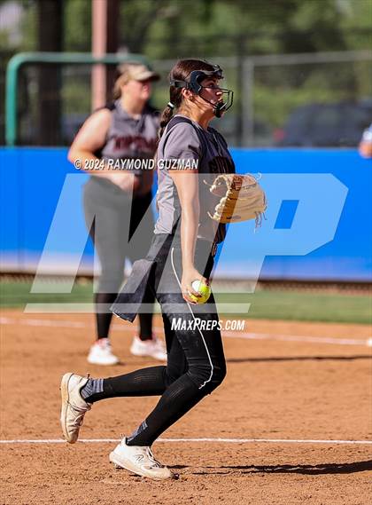 Thumbnail 3 in Nipomo vs. Avenal- CIF CS- D6 Championship photogallery.