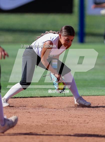 Thumbnail 1 in Nipomo vs. Avenal- CIF CS- D6 Championship photogallery.