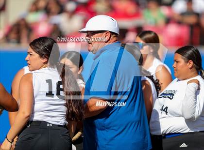 Thumbnail 3 in Nipomo vs. Avenal- CIF CS- D6 Championship photogallery.