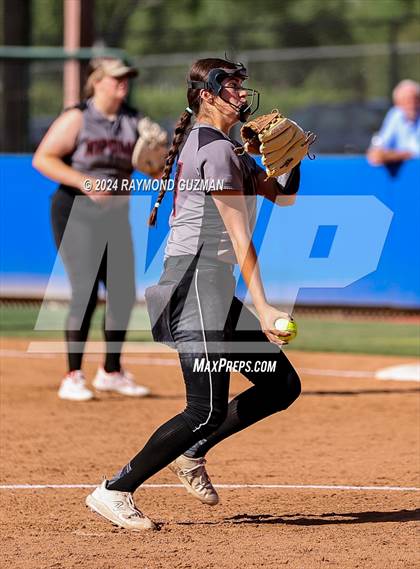 Thumbnail 1 in Nipomo vs. Avenal- CIF CS- D6 Championship photogallery.