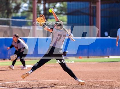 Thumbnail 2 in Nipomo vs. Avenal- CIF CS- D6 Championship photogallery.