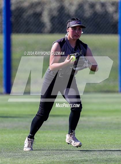 Thumbnail 2 in Nipomo vs. Avenal- CIF CS- D6 Championship photogallery.