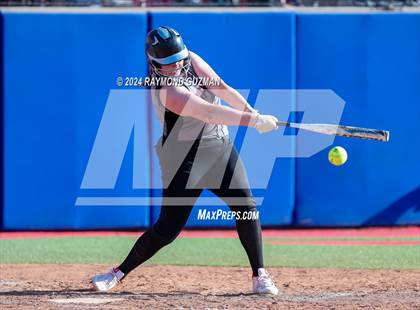 Thumbnail 2 in Nipomo vs. Avenal- CIF CS- D6 Championship photogallery.