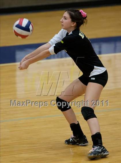 Thumbnail 2 in Carroll vs Plano East (5A Region 1 Bi-District) photogallery.