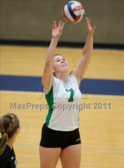 Thumbnail 3 in Carroll vs Plano East (5A Region 1 Bi-District) photogallery.