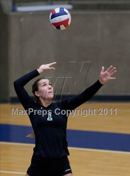 Thumbnail 3 in Carroll vs Plano East (5A Region 1 Bi-District) photogallery.
