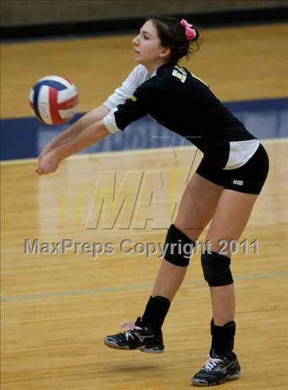 Thumbnail 1 in Carroll vs Plano East (5A Region 1 Bi-District) photogallery.