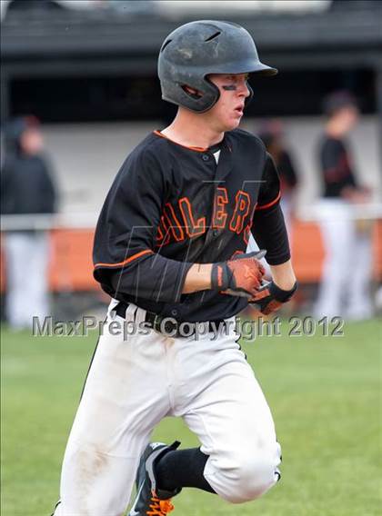 Thumbnail 2 in Narbonne vs. Huntington Beach  photogallery.
