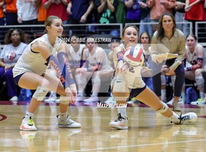 Thumbnail 1 in McKinney North vs. Flour Bluff (UIL 5A Volleyball Division I Final) photogallery.