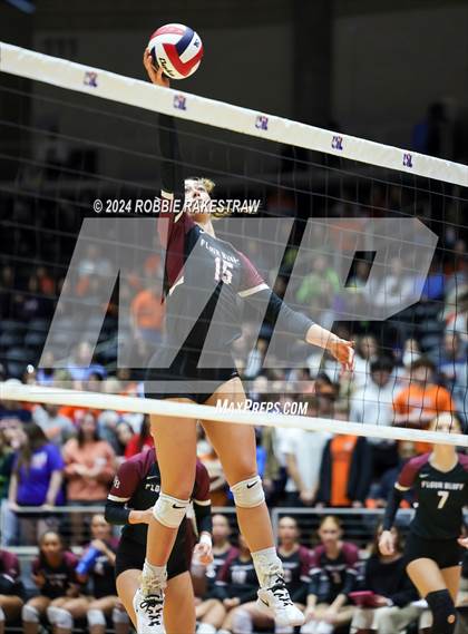 Thumbnail 2 in McKinney North vs. Flour Bluff (UIL 5A Volleyball Division I Final) photogallery.