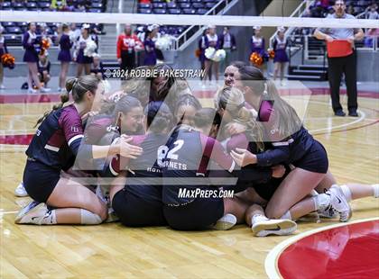 Thumbnail 1 in McKinney North vs. Flour Bluff (UIL 5A Volleyball Division I Final) photogallery.