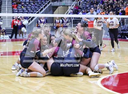 Thumbnail 3 in McKinney North vs. Flour Bluff (UIL 5A Volleyball Division I Final) photogallery.