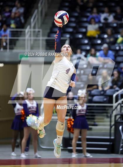 Thumbnail 2 in McKinney North vs. Flour Bluff (UIL 5A Volleyball Division I Final) photogallery.