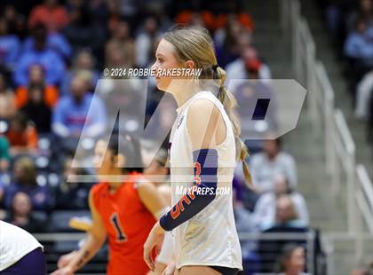 Thumbnail 2 in McKinney North vs. Flour Bluff (UIL 5A Volleyball Division I Final) photogallery.