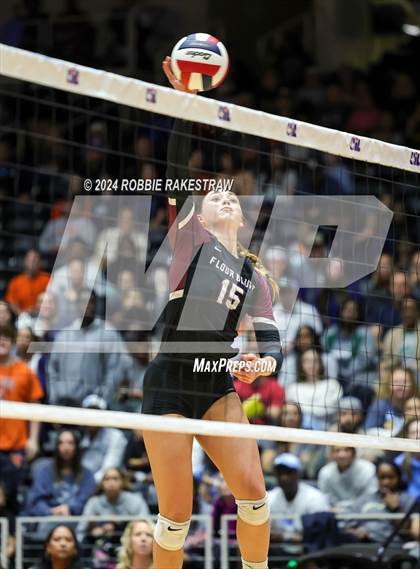 Thumbnail 2 in McKinney North vs. Flour Bluff (UIL 5A Volleyball Division I Final) photogallery.