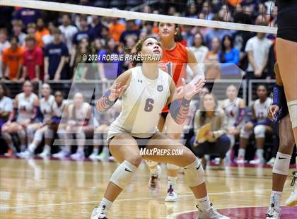 Thumbnail 2 in McKinney North vs. Flour Bluff (UIL 5A Volleyball Division I Final) photogallery.