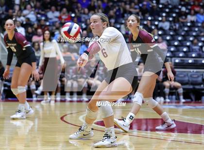 Thumbnail 2 in McKinney North vs. Flour Bluff (UIL 5A Volleyball Division I Final) photogallery.