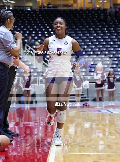Thumbnail 1 in McKinney North vs. Flour Bluff (UIL 5A Volleyball Division I Final) photogallery.