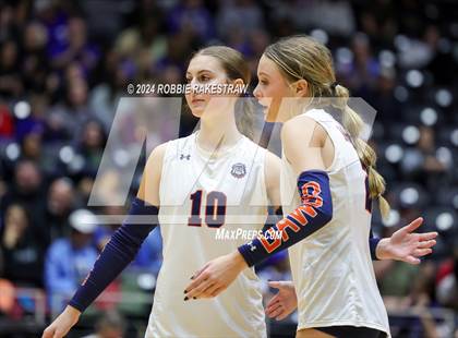 Thumbnail 3 in McKinney North vs. Flour Bluff (UIL 5A Volleyball Division I Final) photogallery.