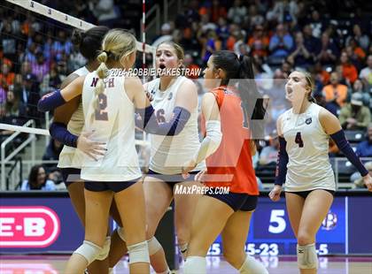 Thumbnail 1 in McKinney North vs. Flour Bluff (UIL 5A Volleyball Division I Final) photogallery.