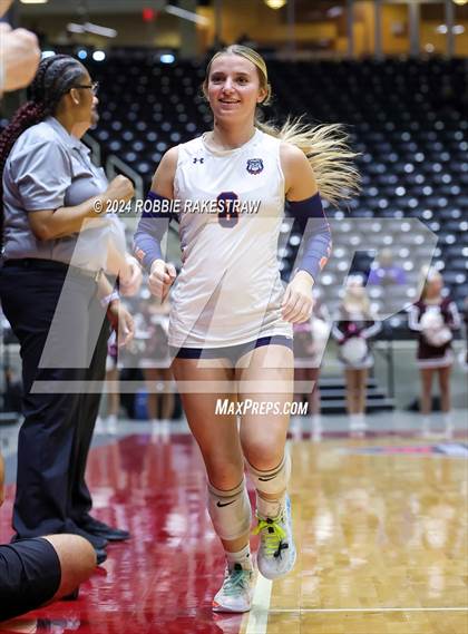 Thumbnail 1 in McKinney North vs. Flour Bluff (UIL 5A Volleyball Division I Final) photogallery.