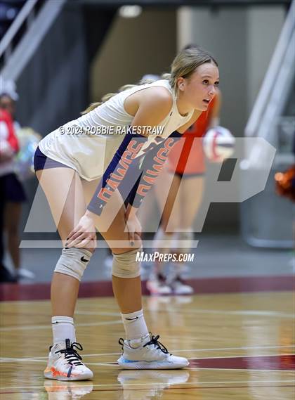 Thumbnail 1 in McKinney North vs. Flour Bluff (UIL 5A Volleyball Division I Final) photogallery.