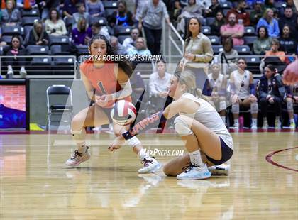 Thumbnail 2 in McKinney North vs. Flour Bluff (UIL 5A Volleyball Division I Final) photogallery.
