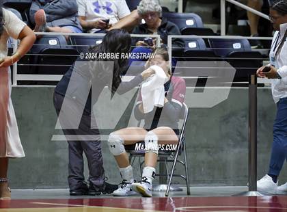 Thumbnail 1 in McKinney North vs. Flour Bluff (UIL 5A Volleyball Division I Final) photogallery.
