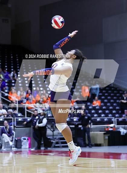 Thumbnail 2 in McKinney North vs. Flour Bluff (UIL 5A Volleyball Division I Final) photogallery.