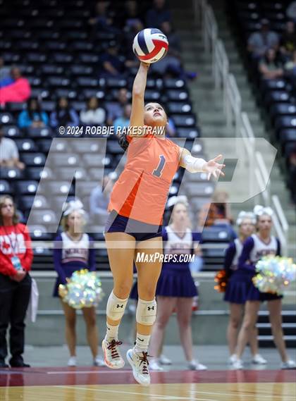 Thumbnail 2 in McKinney North vs. Flour Bluff (UIL 5A Volleyball Division I Final) photogallery.