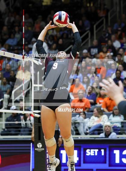 Thumbnail 3 in McKinney North vs. Flour Bluff (UIL 5A Volleyball Division I Final) photogallery.
