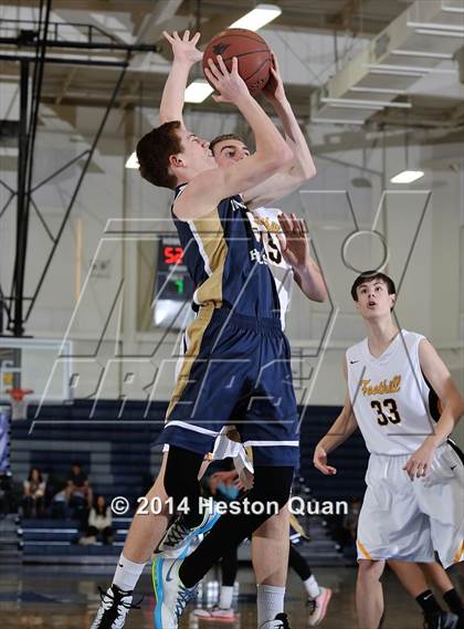 Thumbnail 3 in Foothill vs. San Juan Hills (Orange Holiday Classic) photogallery.