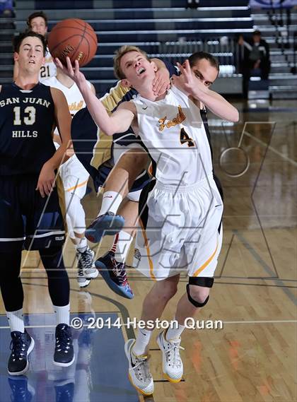 Thumbnail 2 in Foothill vs. San Juan Hills (Orange Holiday Classic) photogallery.