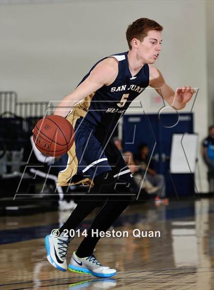 Thumbnail 2 in Foothill vs. San Juan Hills (Orange Holiday Classic) photogallery.