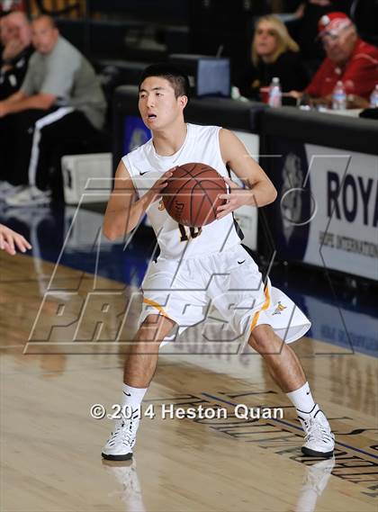 Thumbnail 2 in Foothill vs. San Juan Hills (Orange Holiday Classic) photogallery.