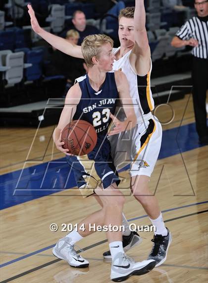 Thumbnail 1 in Foothill vs. San Juan Hills (Orange Holiday Classic) photogallery.