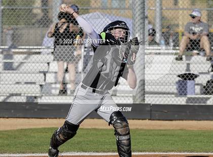 Thumbnail 2 in Sherwood vs Glenbrook (Coach Bob Invitational) photogallery.