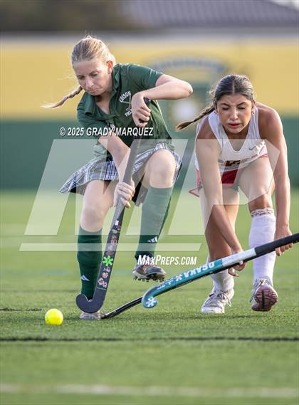Thumbnail 1 in Edison vs. Great Oak (CIF SS Division 1 Round 1) photogallery.